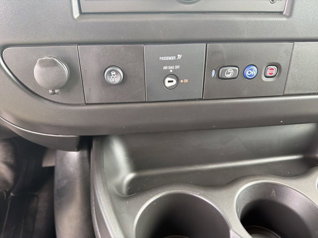 Used 2026 Chevrolet Express 2500 Extended w/ Driver Convenience Package image 24