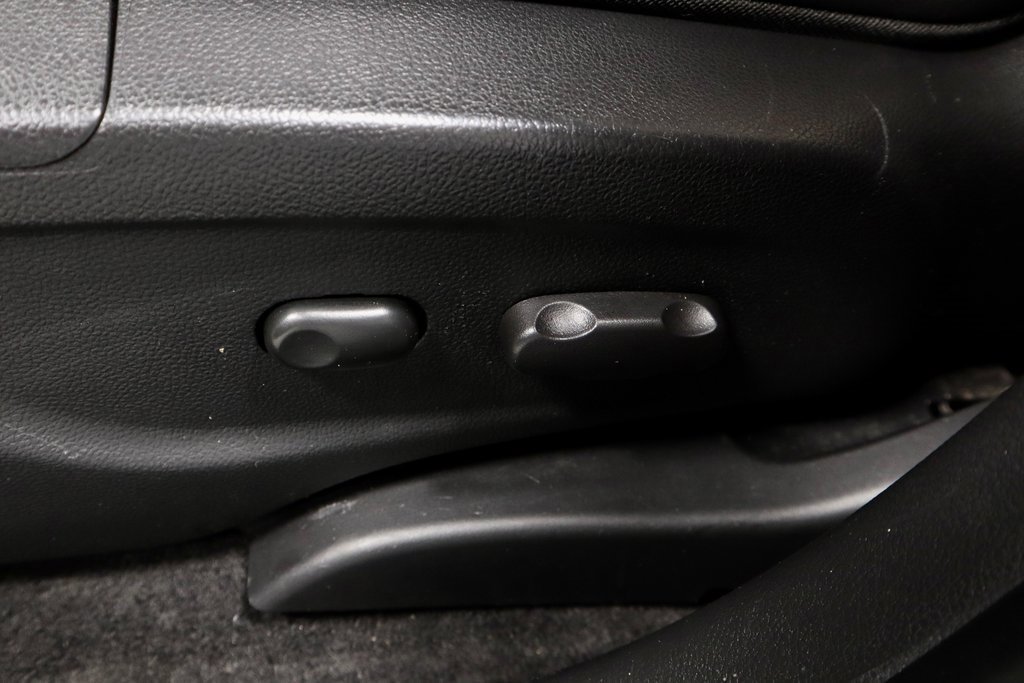 Used 2021 Buick Encore Preferred image 23