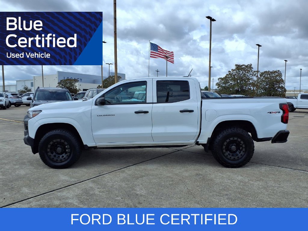 Used 2024 Chevrolet Colorado W/T w/ WT Convenience Package II AWD/4WD image 3