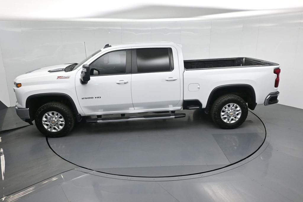 Used 2024 Chevrolet Silverado 2500 LT image 40