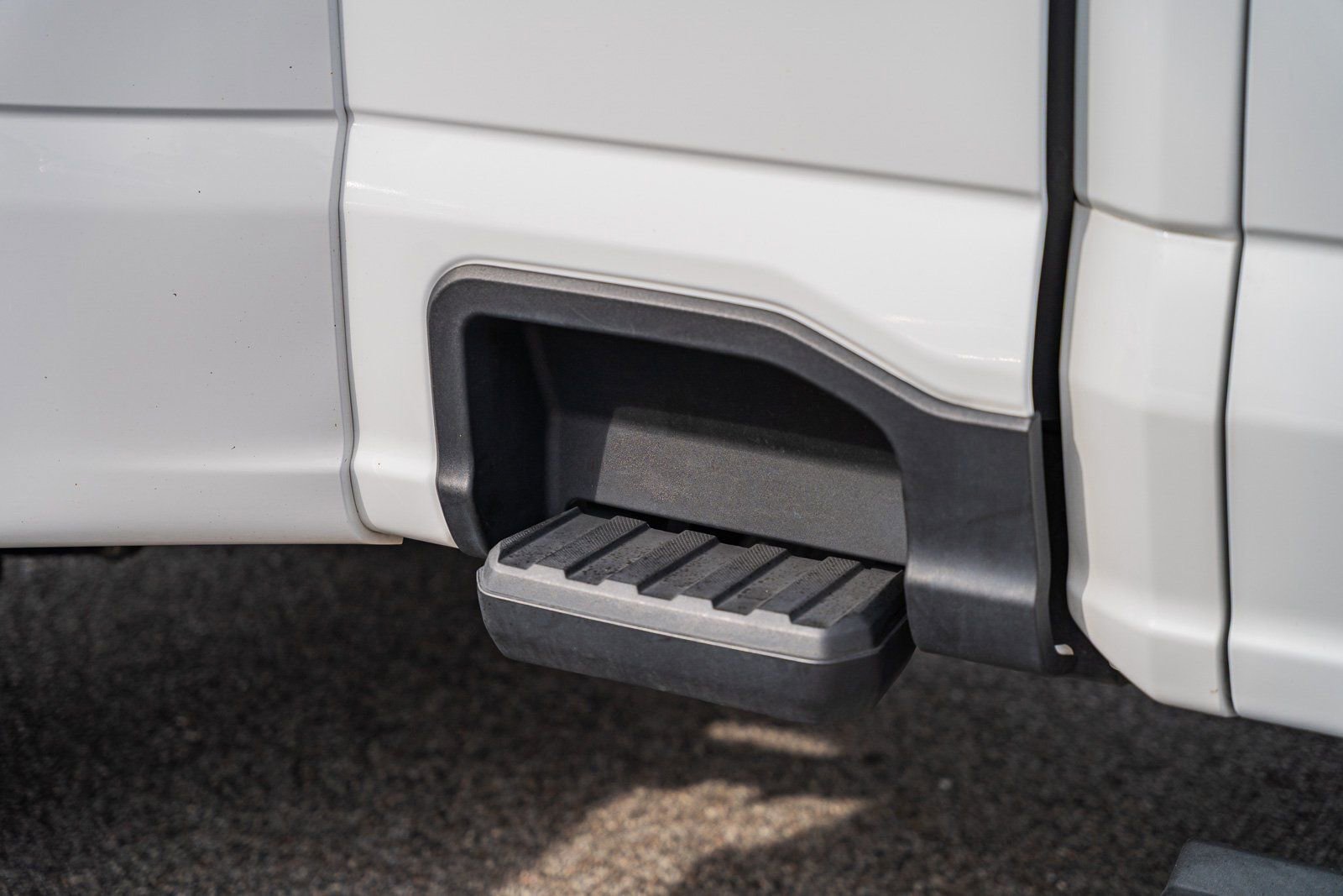 Certified 2024 Ford F350 Lariat image 24