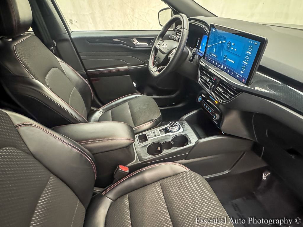 Certified 2023 Ford Escape ST-Line w/ Tech Pack #1 image 25