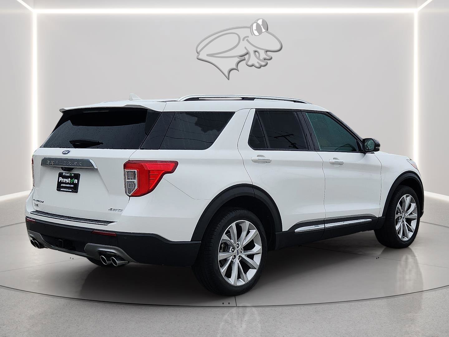 Certified 2023 Ford Explorer Platinum w/ Technology Package image 5