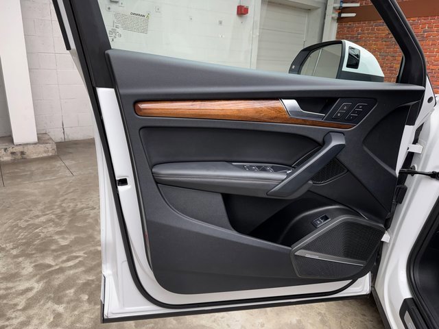 Used 2023 Audi Q5 2.0T Premium Plus image 11