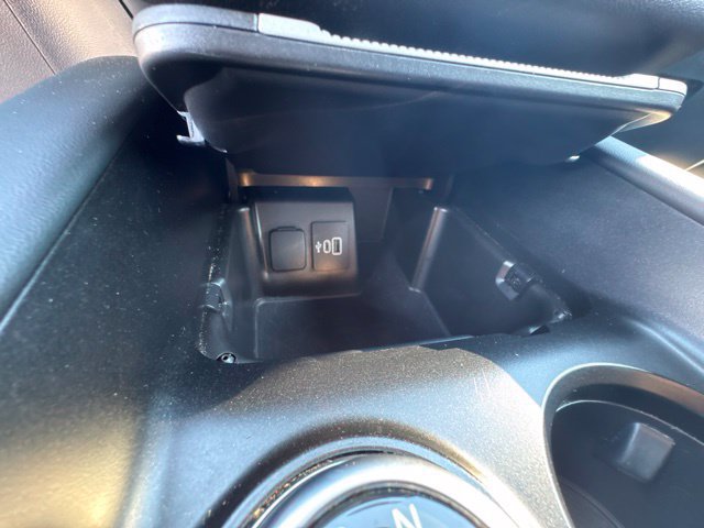 Certified 2025 Ford Explorer ST-Line AWD/4WD image 19