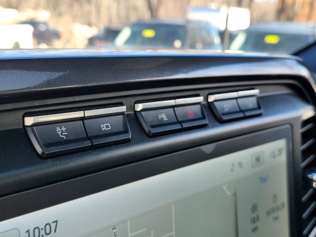 Certified 2022 Ford F150 Lariat w/ Equipment Group 502A High image 27