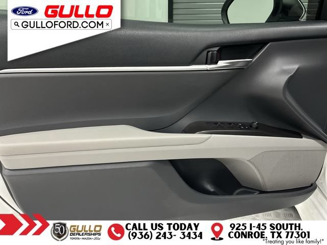 Used 2022 Toyota Camry SE FWD image 19