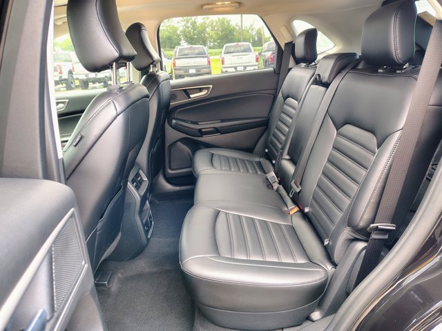 Certified 2024 Ford Edge SEL w/ Convenience Package AWD/4WD image 14
