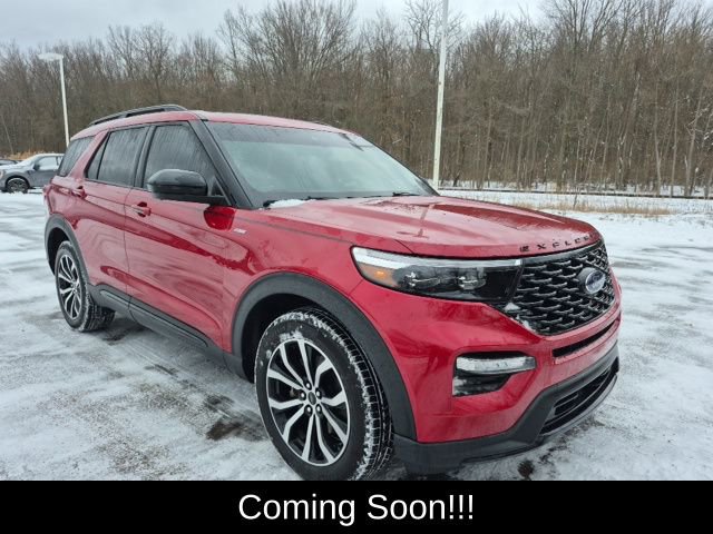 Certified 2023 Ford Explorer ST-Line w/ Class IV Trailer Tow Package image 2