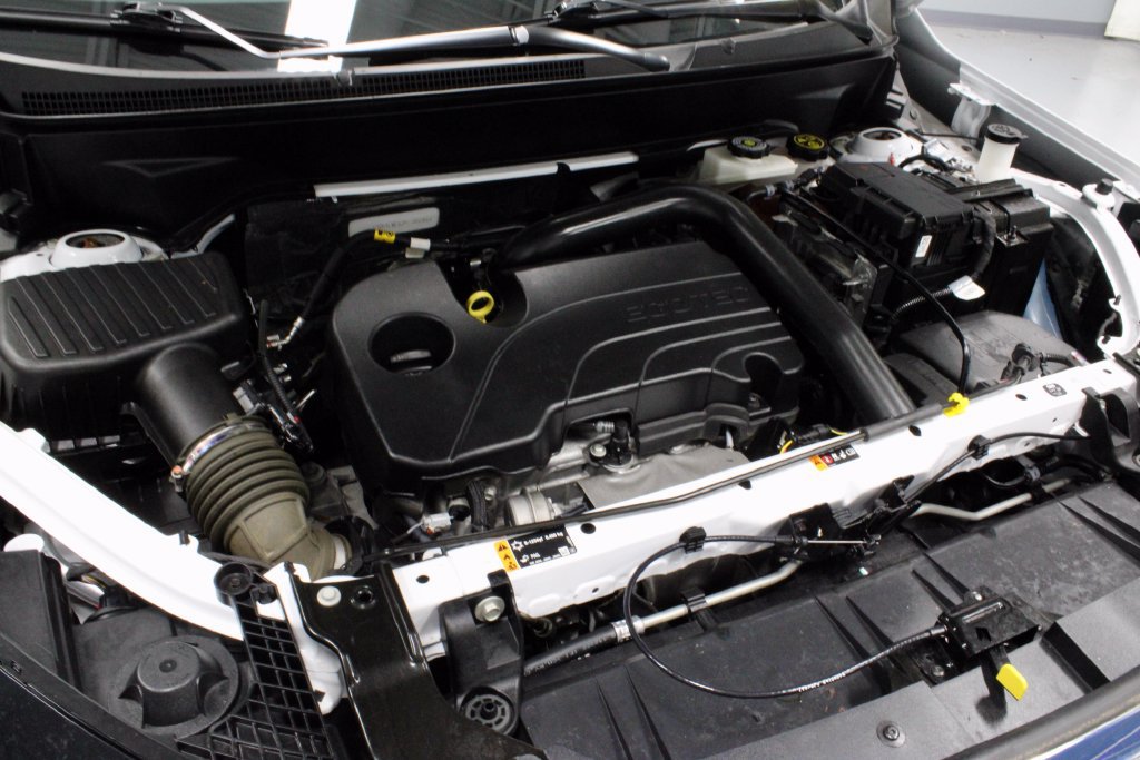 Used 2023 GMC Terrain SLE FWD image 15