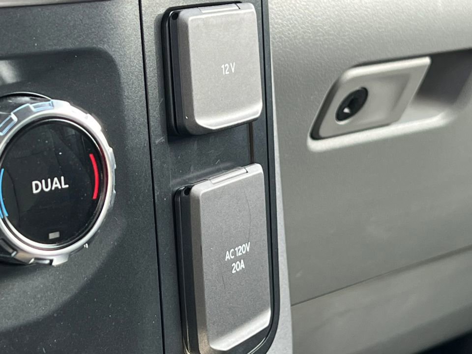 Certified 2022 Ford F150 XLT w/ Equipment Group 301A Mid image 35