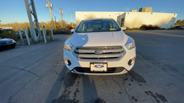Certified 2019 Ford Escape SE AWD/4WD image 3