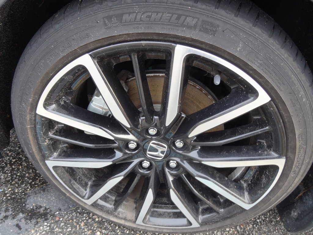 Used 2023 Honda Accord Touring image 15