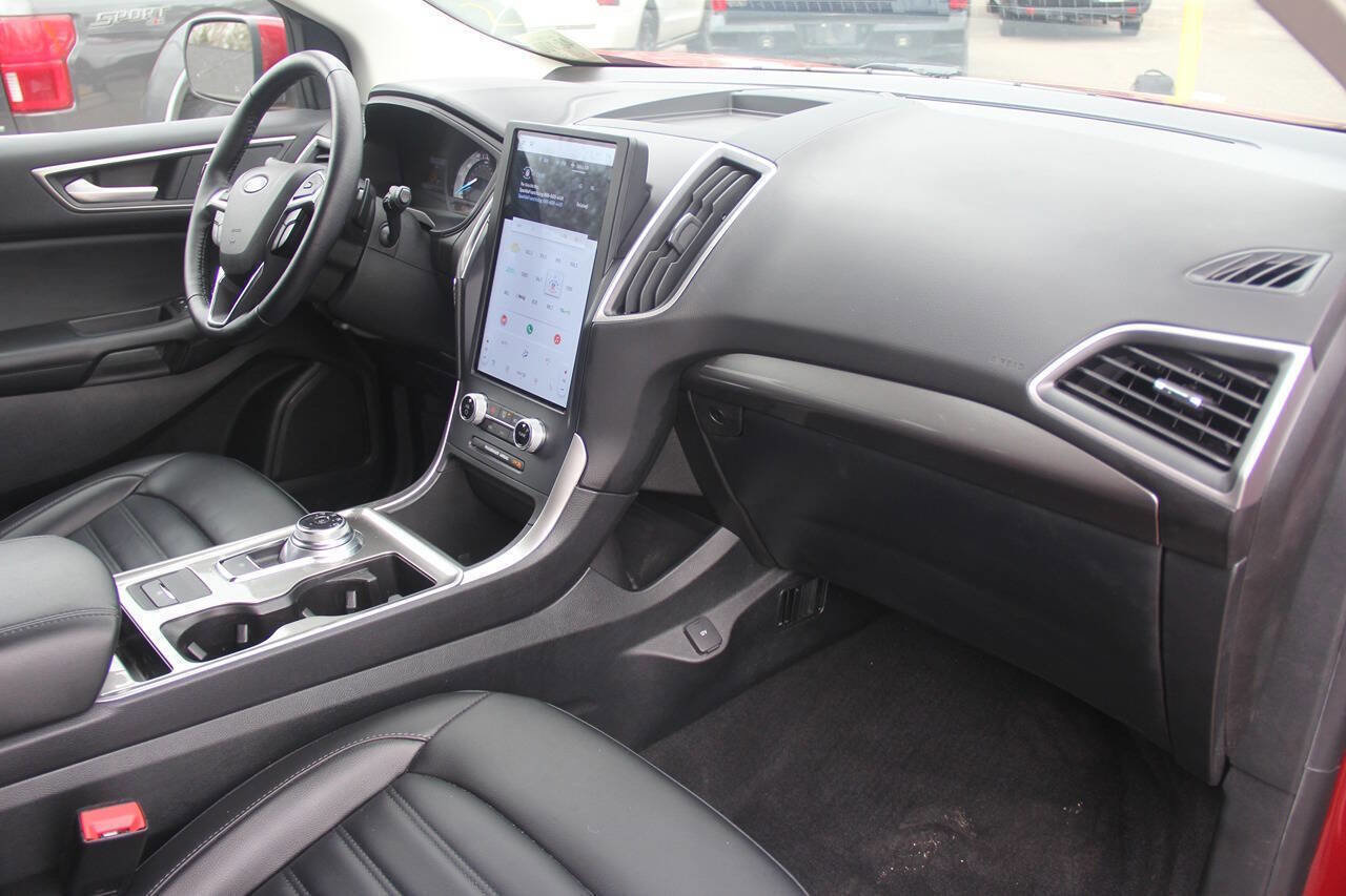 Certified 2023 Ford Edge SEL w/ Convenience Package AWD/4WD image 24