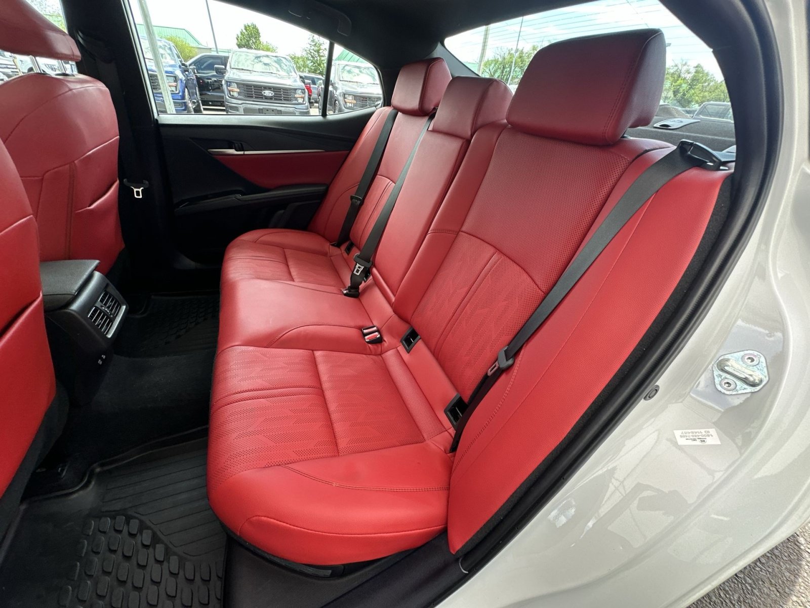 Used 2025 Toyota Camry XSE FWD image 32