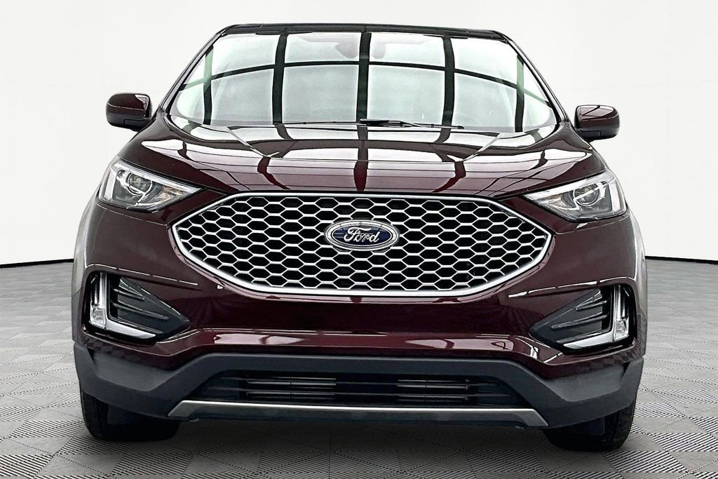 Certified 2024 Ford Edge SEL w/ Convenience Package AWD/4WD image 3