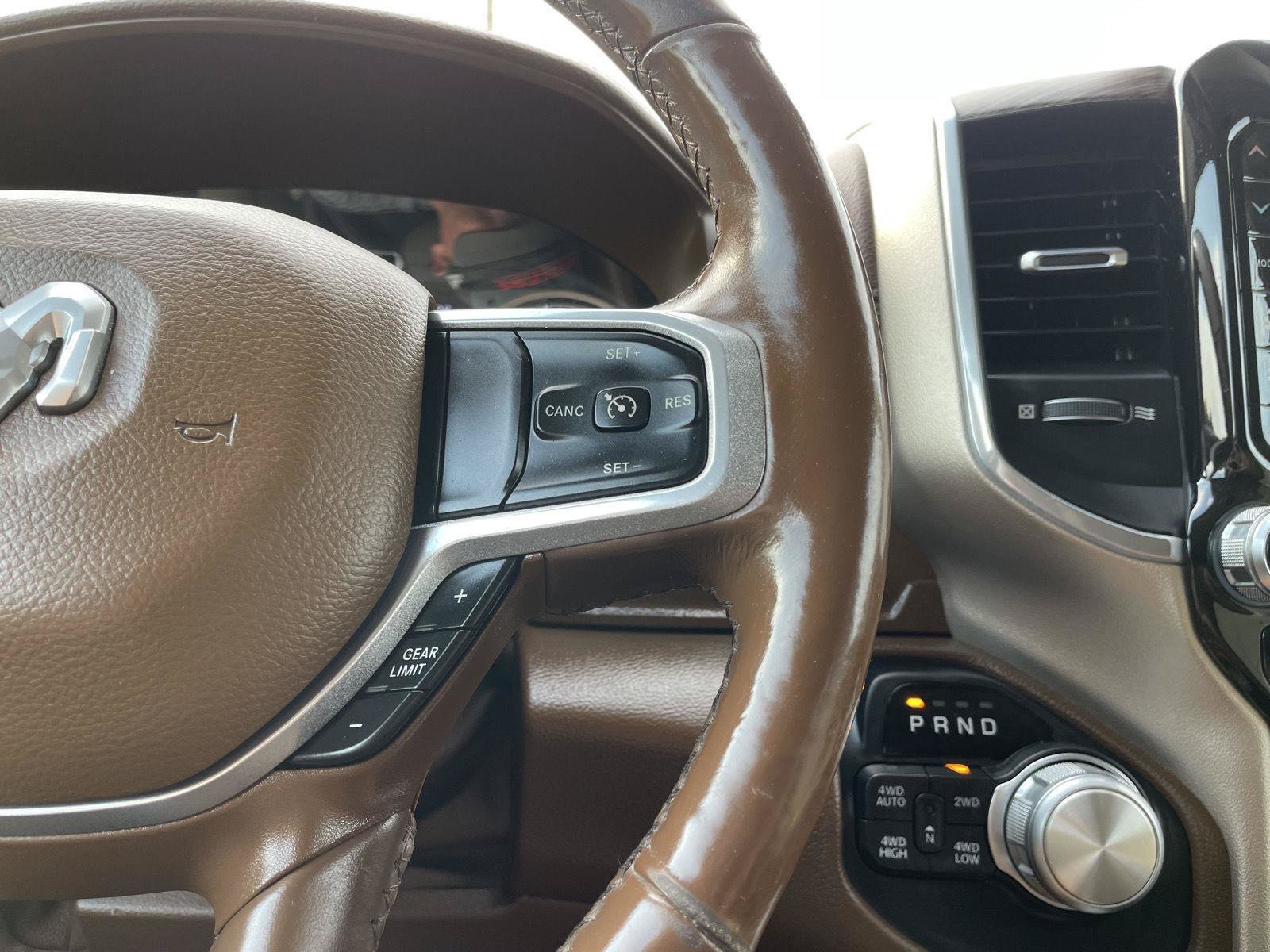 Used 2019 RAM 1500 Laramie AWD/4WD image 13