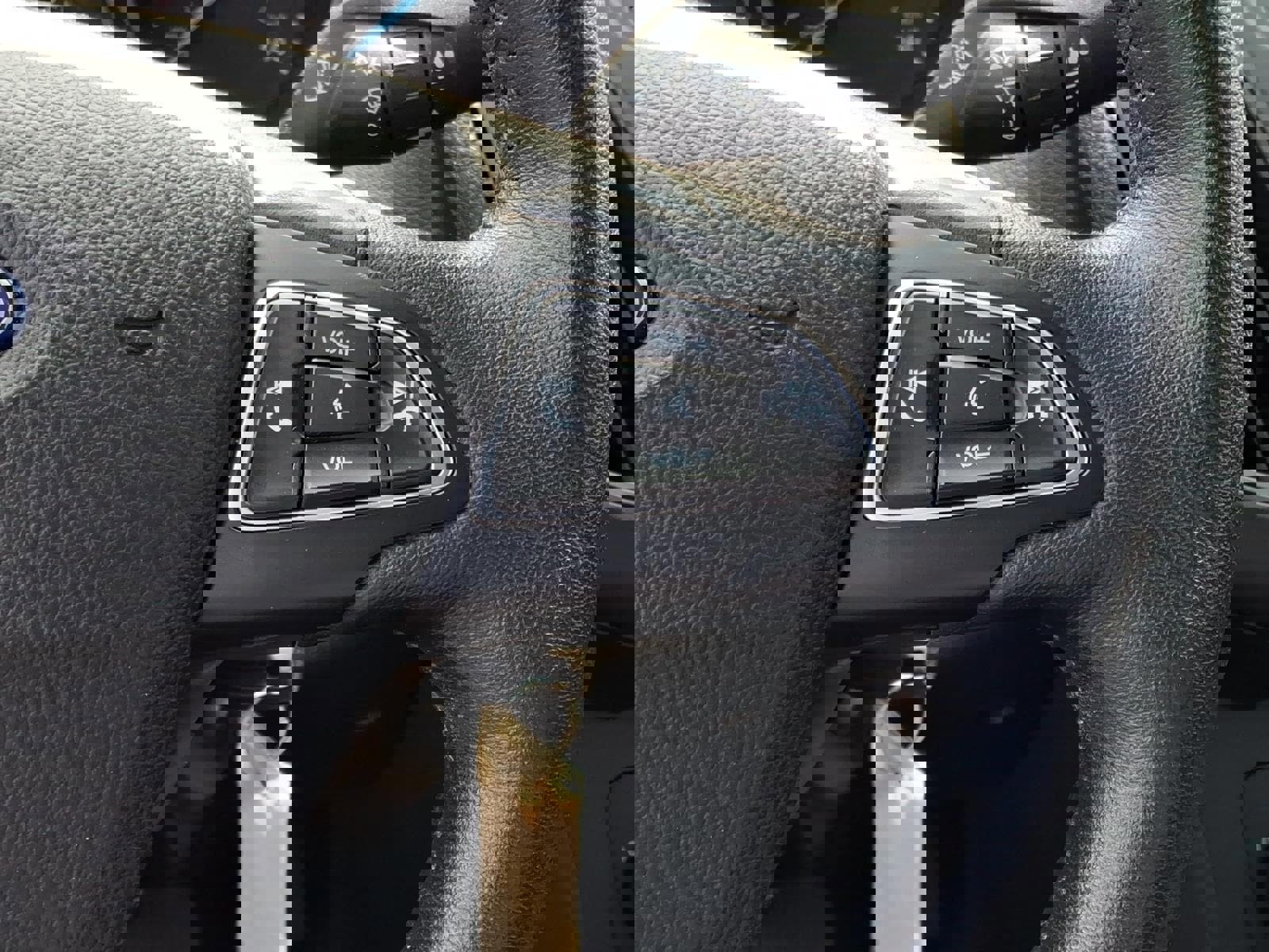 Certified 2018 Ford Focus SE w/ Cold Weather Package FWD image 25