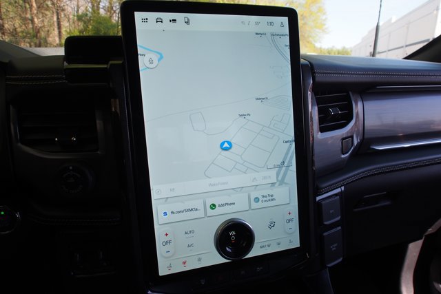 Certified 2025 Ford F150 Lightning Platinum image 27