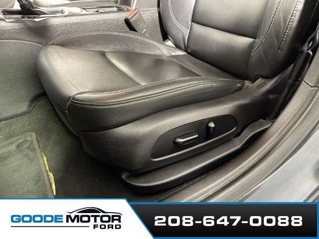 Used 2017 Chevrolet Cruze Premier image 12