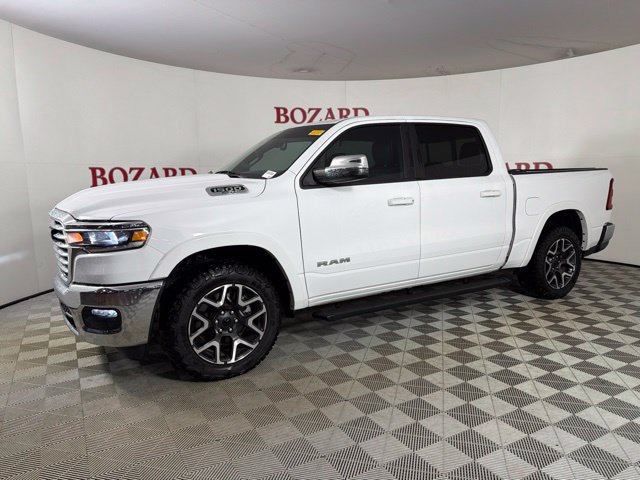 Used 2025 RAM 1500 Laramie AWD/4WD image 5