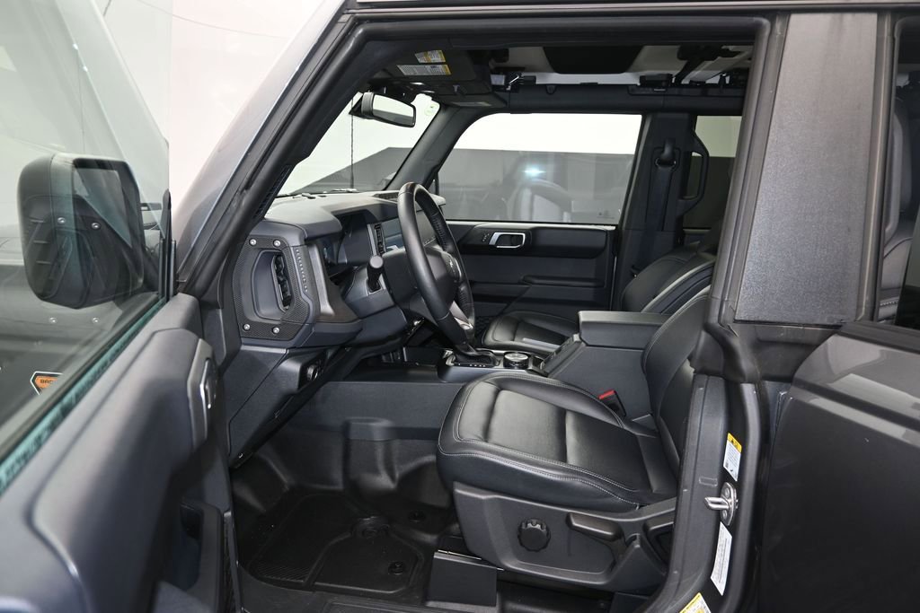 Certified 2025 Ford Bronco Badlands AWD/4WD image 13