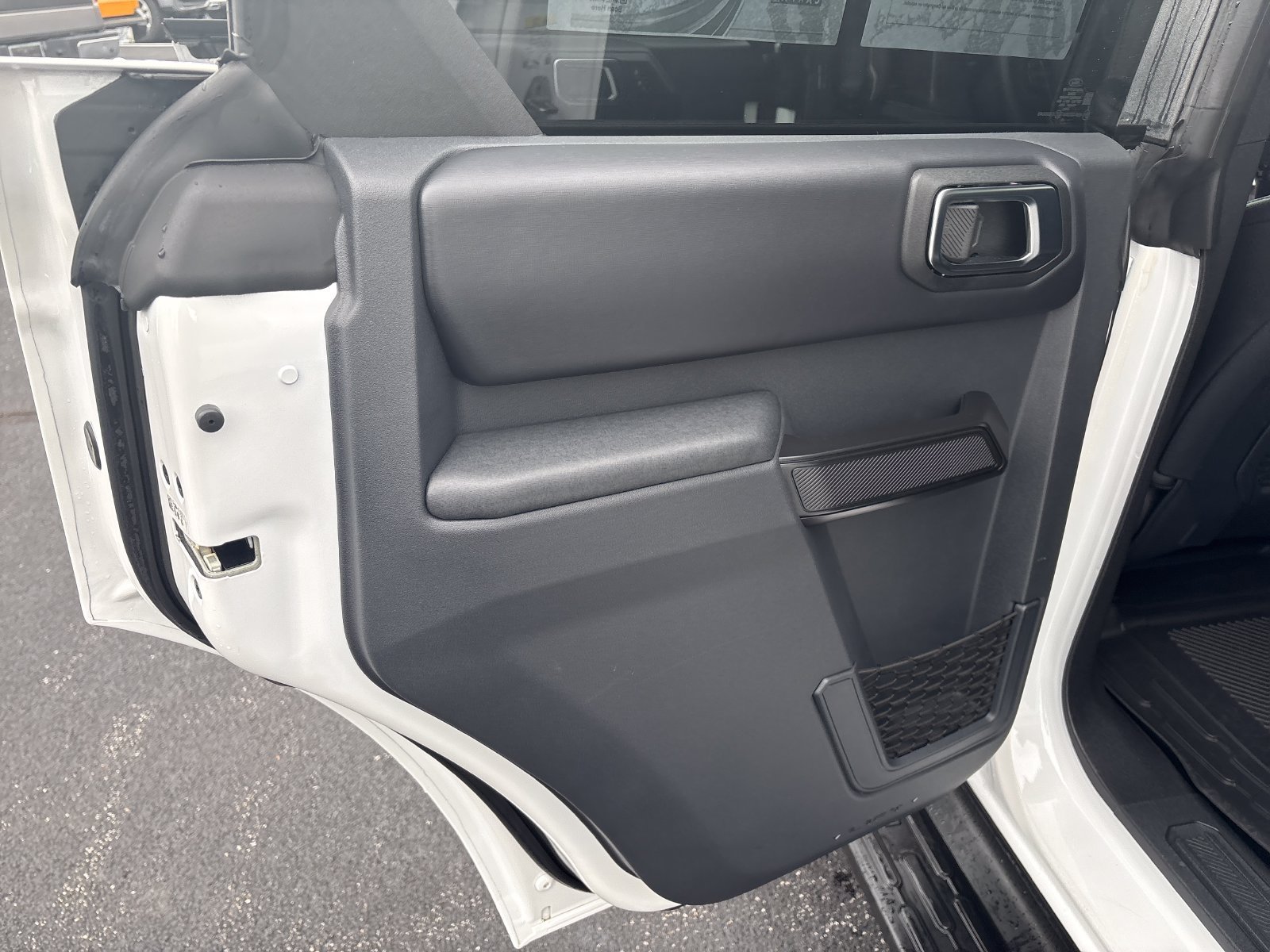 Certified 2025 Ford Bronco Badlands AWD/4WD image 12