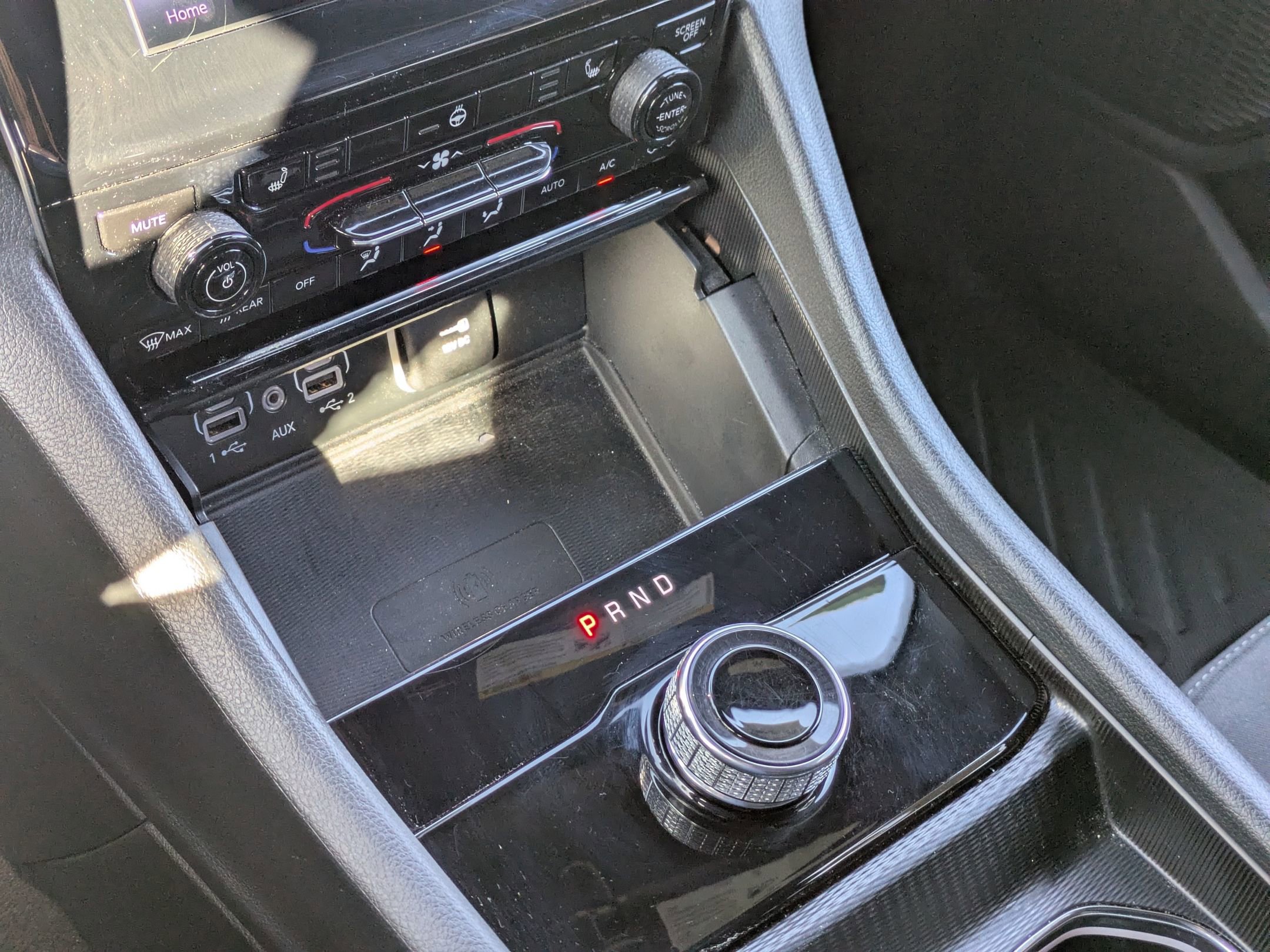 Used 2025 Jeep Grand Cherokee Laredo w/ Luxury Tech Group I image 20