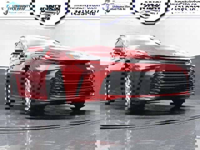 Used 2025 Toyota Camry LE FWD image 18