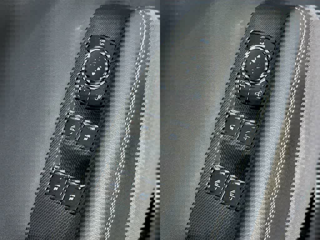 Certified 2022 Ford Mustang Mach-E Select image 28