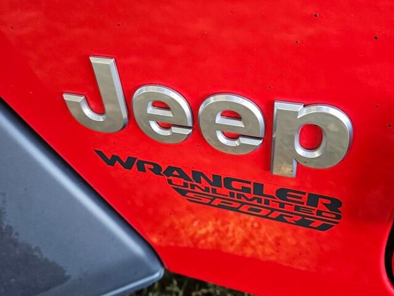 Used 2019 Jeep Wrangler Unlimited Sport S image 19