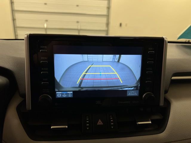 Used 2021 Toyota RAV4 Limited image 16