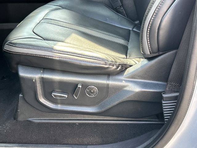 Certified 2019 Ford F450 Platinum w/ Platinum Ultimate Package AWD/4WD image 17
