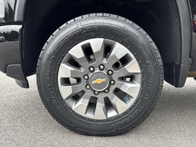 Used 2024 Chevrolet Silverado 2500 Custom w/ Custom Convenience Package AWD/4WD image 10