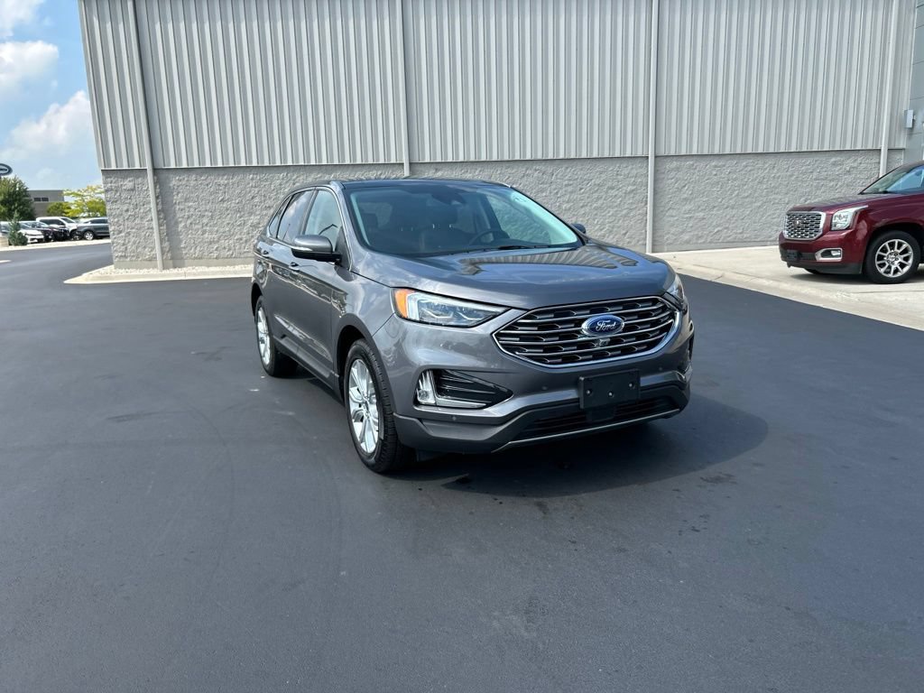 Certified 2022 Ford Edge Titanium w/ Equipment Group 301A AWD/4WD image 6