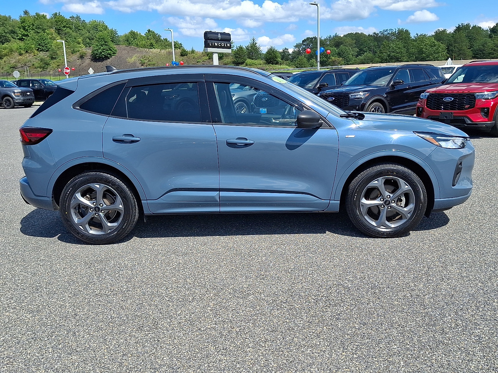 Certified 2023 Ford Escape ST-Line w/ Tech Pack #1 AWD/4WD image 8