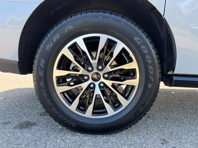 Certified 2025 Ford Expedition Max Platinum AWD/4WD image 14