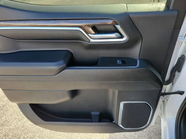 Used 2024 GMC Sierra 1500 SLE image 10