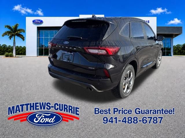 Certified 2023 Ford Escape ST-Line Select w/ Tech Pack #2 AWD/4WD image 4