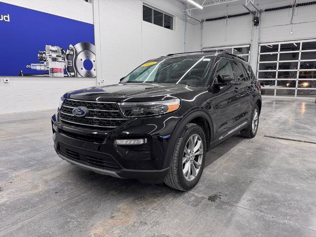 Certified 2023 Ford Explorer XLT w/ Equipment Group 202A image 7