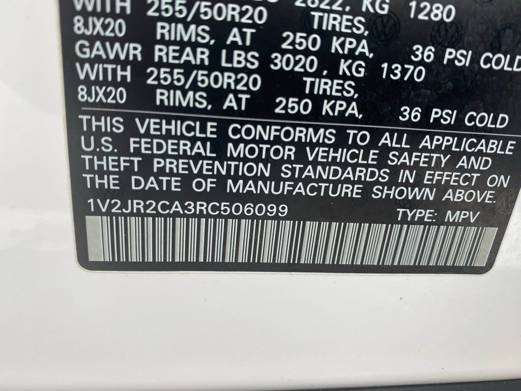 Used 2024 Volkswagen Atlas SE FWD image 34