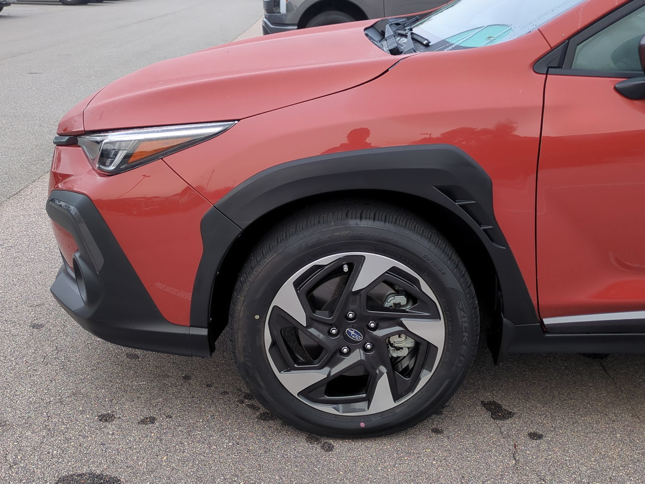 Used 2024 Subaru Crosstrek 2.5i Limited w/ Crosstrek Mirror Package AWD/4WD image 11