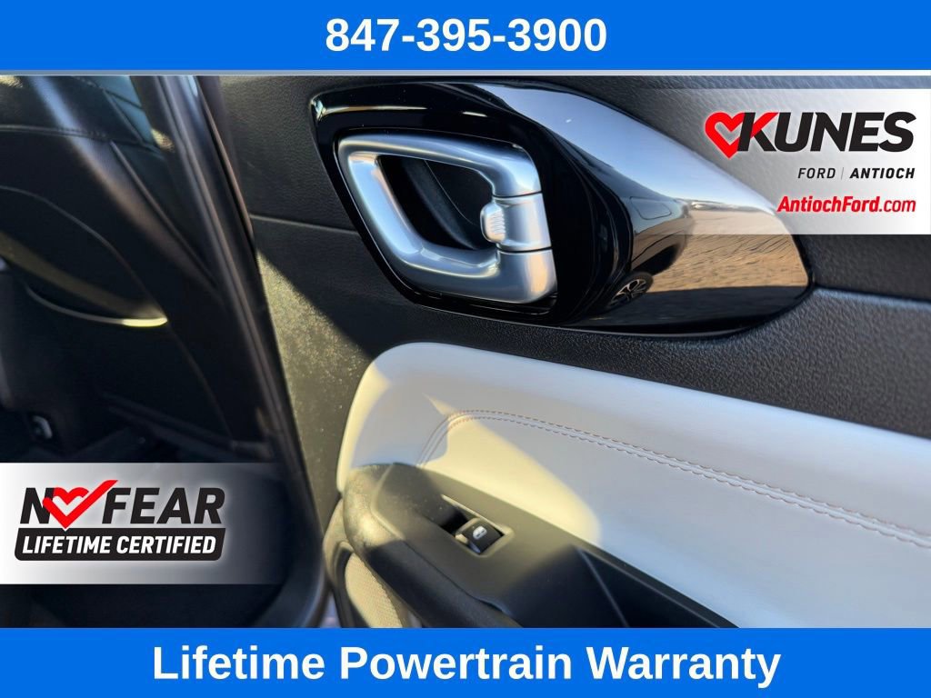 Used 2024 Jeep Compass Limited image 19