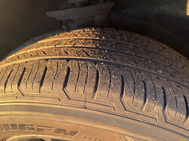 Used 2018 GMC Acadia SLT image 9