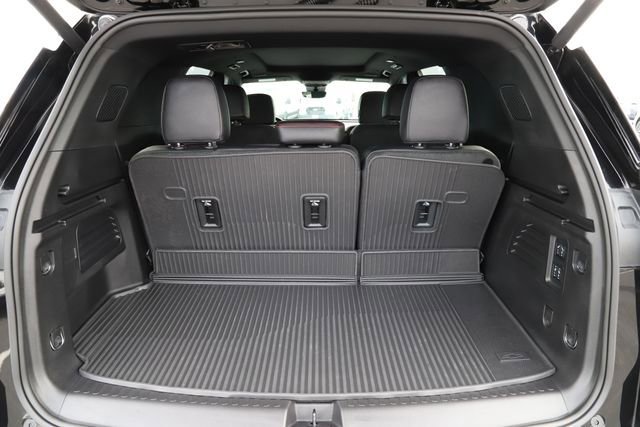 Used 2026 Chevrolet Traverse RS AWD/4WD image 8