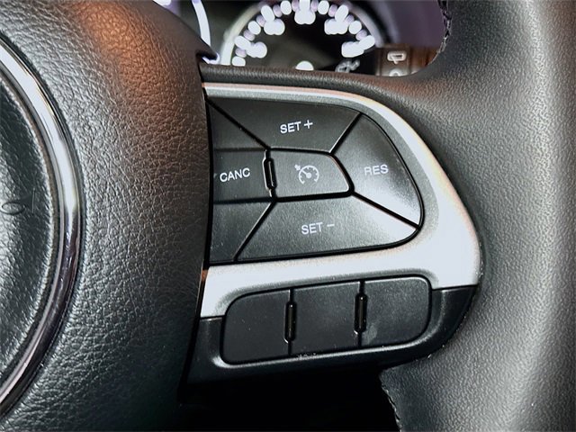 Used 2018 Jeep Renegade Latitude image 35