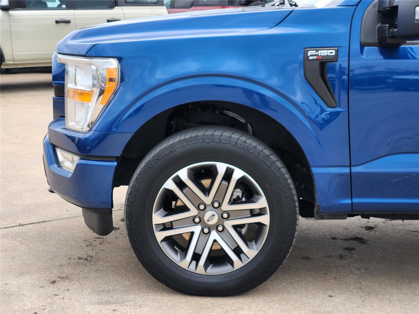Certified 2022 Ford F150 XL w/ STX Appearance Package AWD/4WD image 8