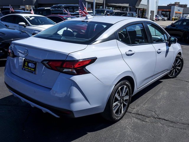 Used 2025 Nissan Versa SV FWD image 10