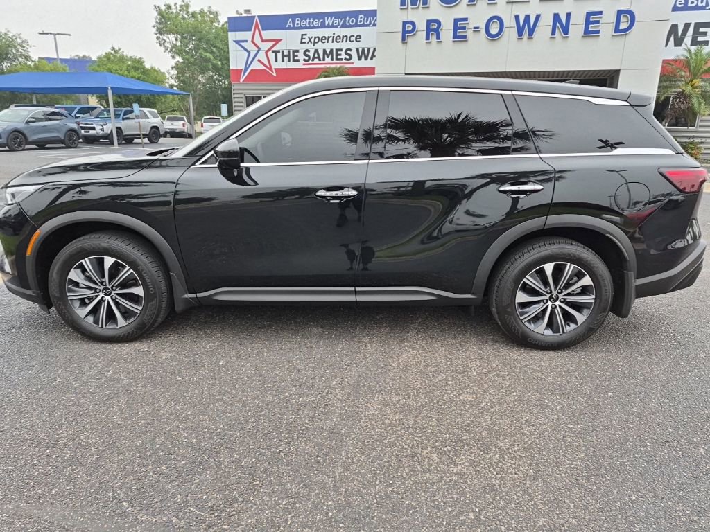 Used 2025 INFINITI QX60 Pure FWD image 2