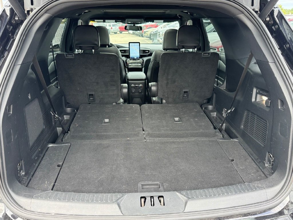 Certified 2022 Ford Explorer ST w/ Equipment Group 401A AWD/4WD image 6